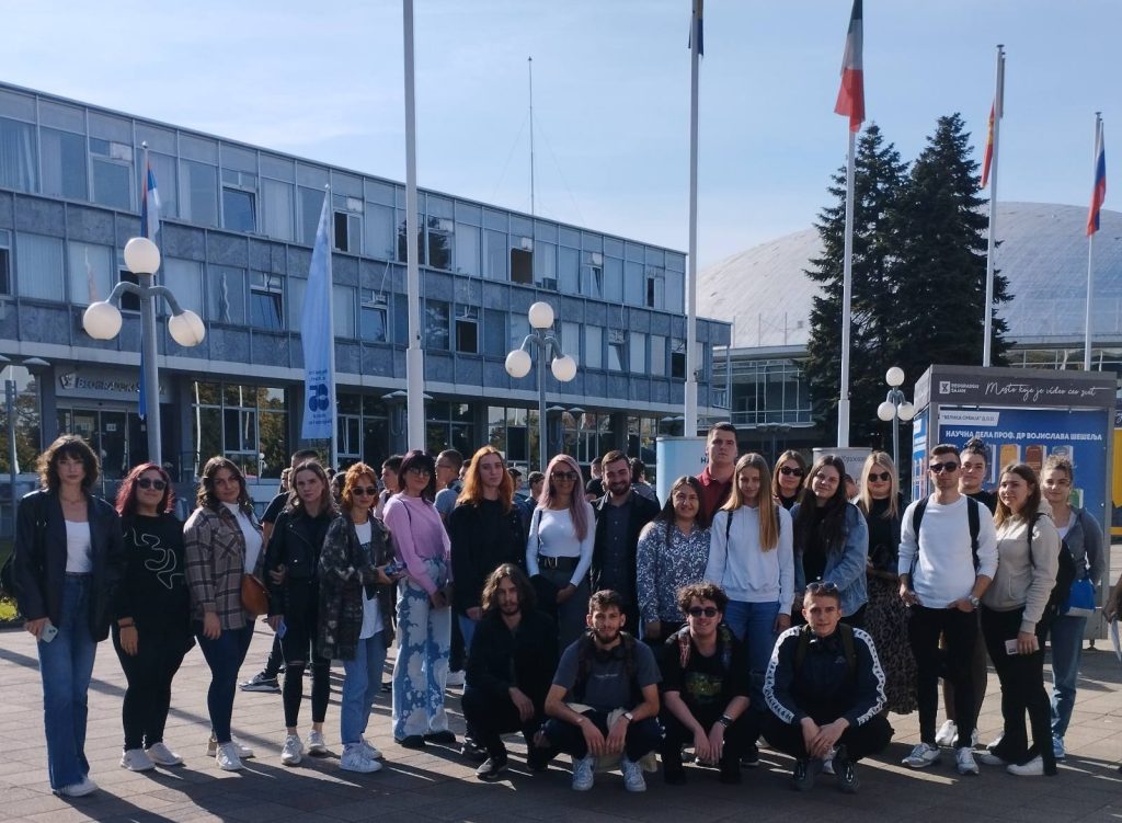 Studenti i osoblje BLC su i ove godine tradicionalno posjetili Međunarodni beogradski sajam knjiga.